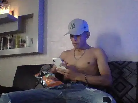 oiram27 online show from 16, 12, 2025