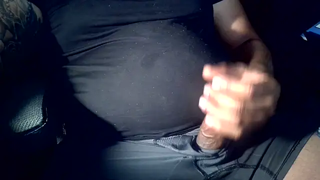 Snapshot of DesignedBalance25 chatting on 7, 2, 2026 DesignedBalance25 online show from 7, 2, 2026