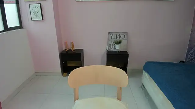 lauren rios7 online show from 20, 9, 2025