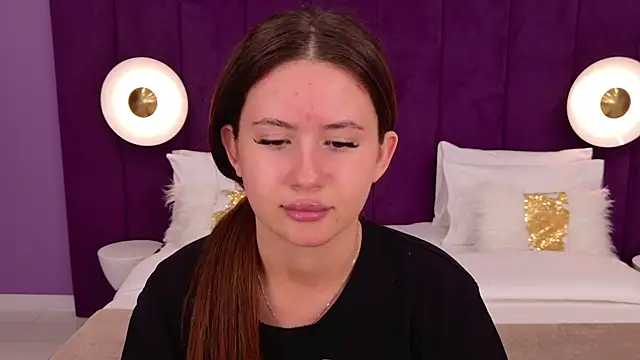 milaleoneli online show from 16, 3, 2025