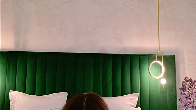 milaleoneli online show from 22, 9, 2025