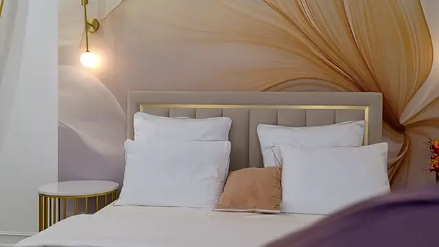 milaleoneli online show from 30, 9, 2025