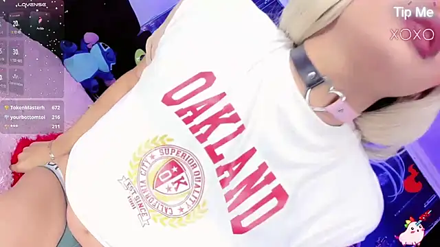 Thalia girl21 online show from 4, 10, 2025