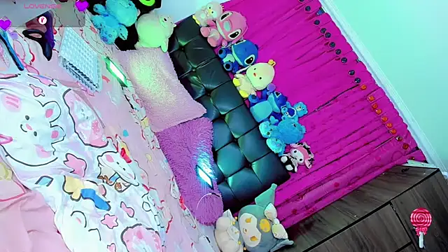 Thalia girl21 online show from 7, 2, 2026