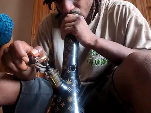 Snapshot of Zaddywood60 chatting on 8, 7, 2026 Zaddywood60 online show from 8, 7, 2026