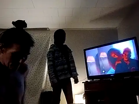 Zaddywood60 online show from 4, 4, 2026