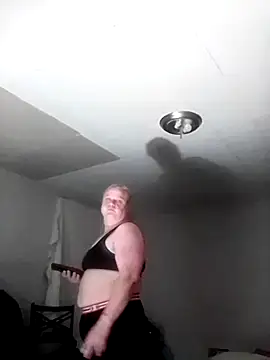 Zaddywood60 online show from 8, 2, 2026