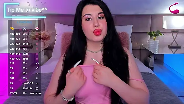 Mayzzie online show from 9, 11, 2025