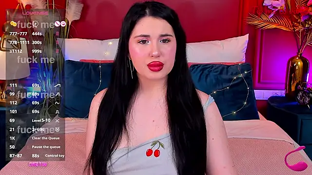 Mayzzie online show from 13, 5, 2026