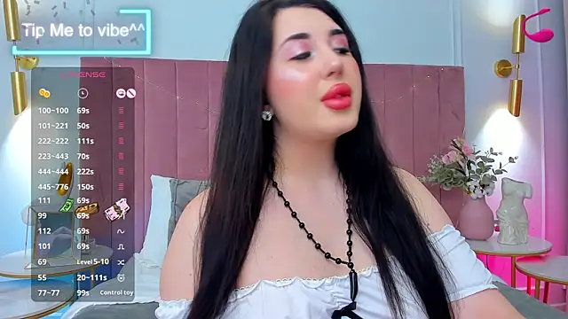 Mayzzie online show from 22, 9, 2025