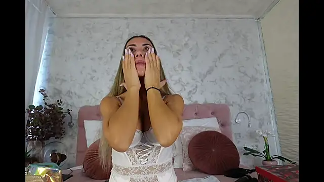 JullyBlair online show from 28, 9, 2025