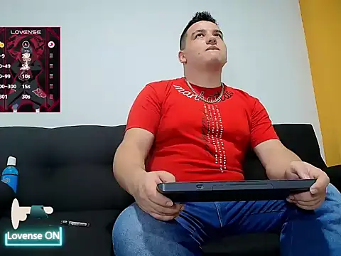 leoreem97 online show from 7, 11, 2025