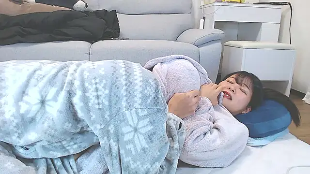 nmnk CH online show from 24, 10, 2025