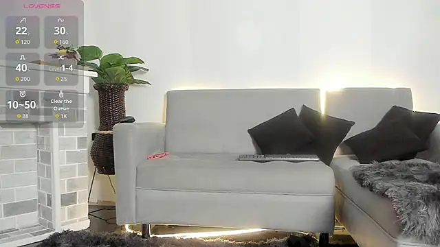 Selenecollins online show from 8, 10, 2025