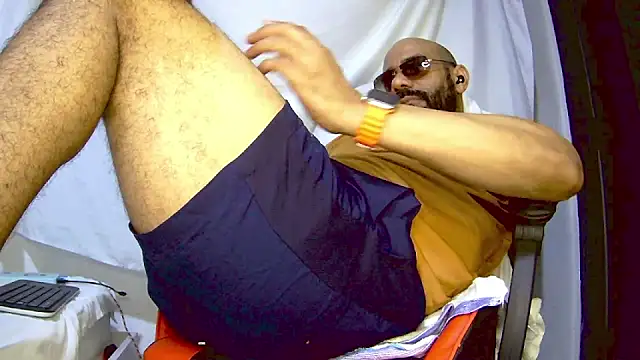 bruce bigg online show from 13, 12, 2025