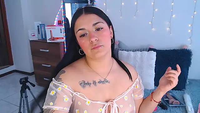 Samanta james19 online show from 10, 7, 2026