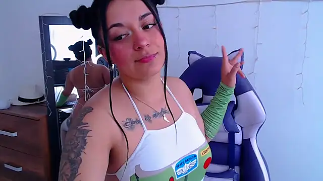 Samanta james19 online show from 10, 2, 2026