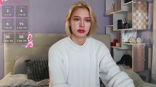 White Lioness online show from 13, 12, 2025