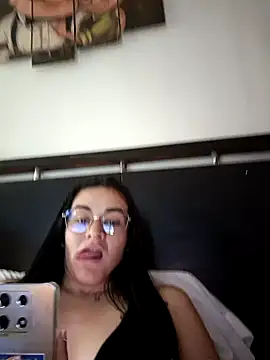 Hanna Kinsley online show from 12, 11, 2025