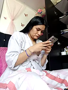 Hanna Kinsley online show from 12, 3, 2025