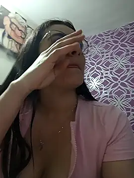 Hanna Kinsley online show from 6, 2, 2025