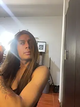 Rouse Hilton online show from 15, 10, 2025