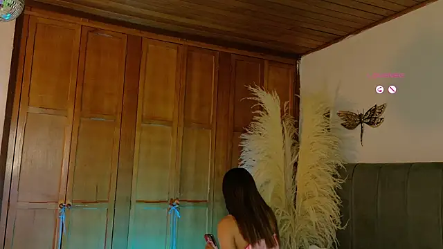 Rouse Hilton online show from 4, 4, 2026