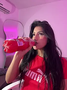 naomiii   online show from 19, 9, 2025