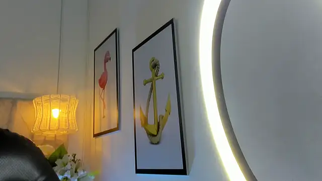 naomiii   online show from 12, 3, 2026