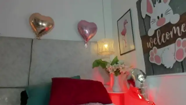 naomiii   online show from 28, 3, 2026