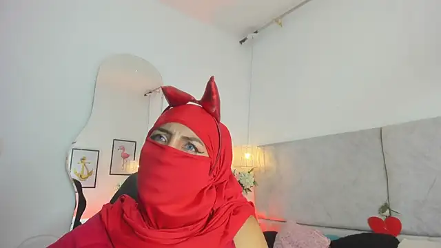 naomiii   online show from 20, 2, 2026