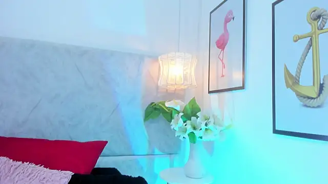 naomiii   online show from 23, 2, 2026