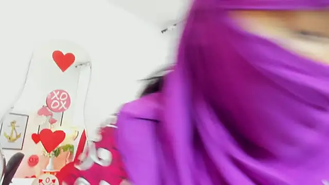 naomiii   online show from 17, 2, 2026