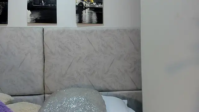 Snapshot of naomiii__ chatting on 30, 5, 2026 naomiii online show from 30, 5, 2026