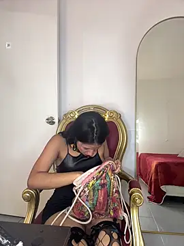 naomiii   online show from 21, 9, 2025