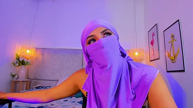 naomiii   online show from 25, 10, 2025