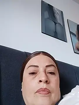 Snapshot of _Prinscarlet_ chatting on 4, 5, 2026 Prinscarlet online show from 4, 5, 2026
