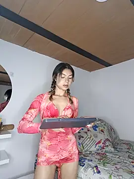 Karolgood3 online show from 18, 3, 2025