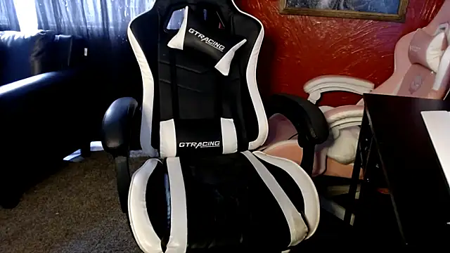 daddy girl88 online show from 3, 11, 2025