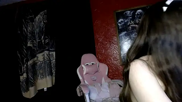 Snapshot of daddy_girl88 chatting on 7, 7, 2026 daddy girl88 online show from 7, 7, 2026