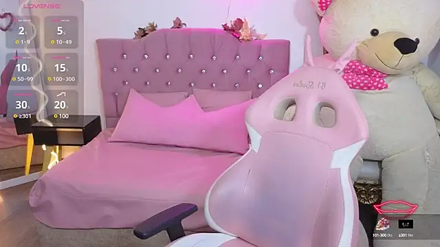 Jazmin tay online show from 11, 3, 2025