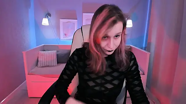 Dora Marcelli online show from 2, 2, 2025