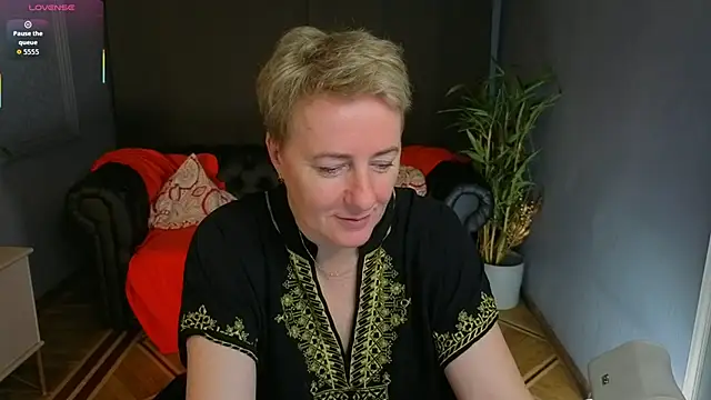 Nika Smit online show from 24, 5, 2026