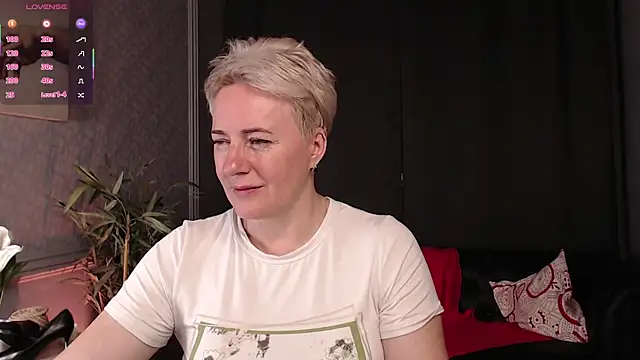 Nika Smit online show from 10, 7, 2026