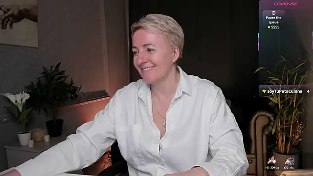 Nika Smit online show from 24, 4, 2026