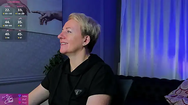 Nika Smit online show from 18, 9, 2025