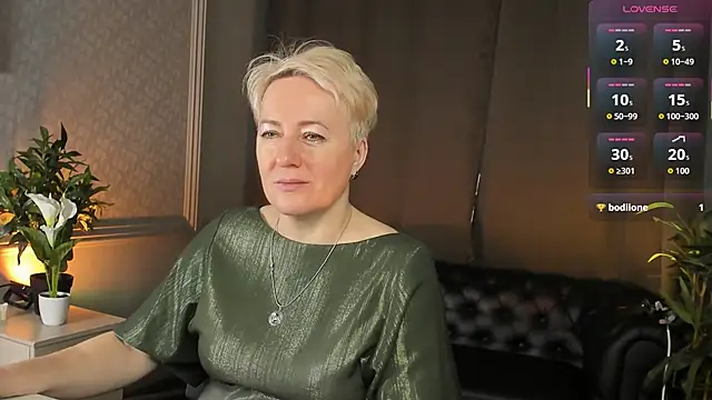 Nika Smit online show from 15, 2, 2026