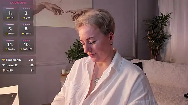 Nika Smit online show from 22, 3, 2025