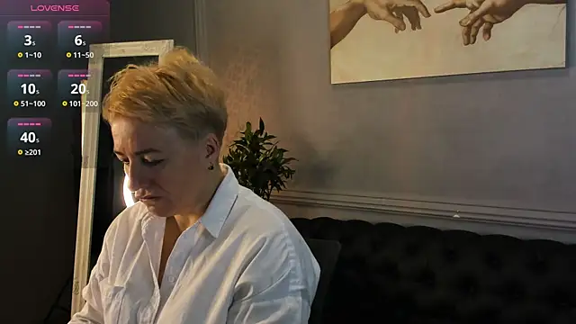 Nika Smit online show from 23, 11, 2025