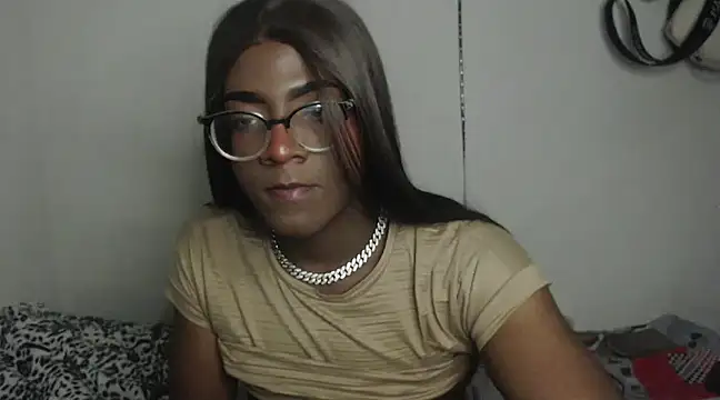 Snapshot of bigcrisblack chatting on 27, 2, 2025 bigcrisblack online show from 27, 2, 2025